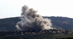 El humo se eleva sobre la aldea de Shihine, en el sur del Líbano, en la frontera con Israel, durante un ataque aéreo israelí el 22 de enero de 2024. Foto: AFP.