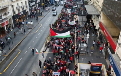 Multitudinaria marcha en Buenos Aires contra el genocidio en Gaza Multitudinaria marcha en Buenos Aires contra el genocidio en Gaza