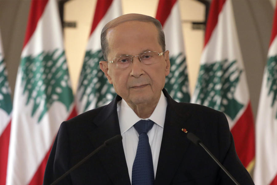 El presidente libanés, Michel Aoun, pronuncia un discurso televisado el Día del Ejército. (AFP)