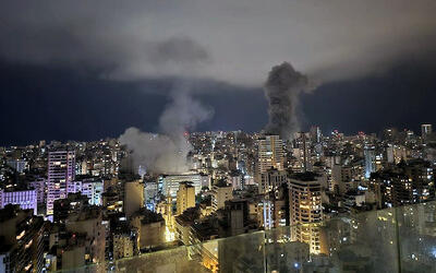 Ataques del régimen israelí contra edificios residenciales en el centro de Beirut el 10 de octubre de 2024 (Foto: redes) 