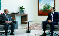 Presidente libanés, Michel Aoun (I), reunido con el primer ministro designado, Saad Hariri (D). Foto: NNA.