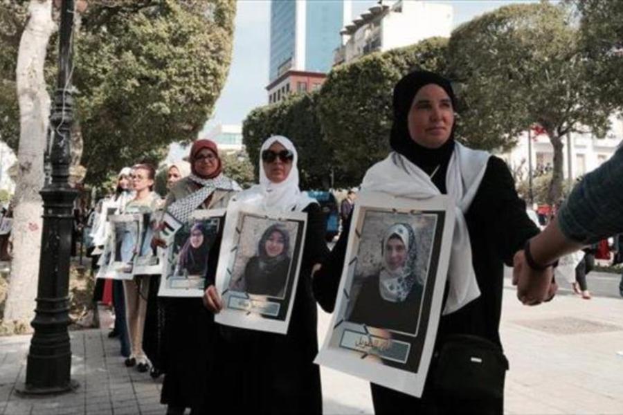 Cadena humana en solidaridad con los presos palestinos (Túnez - 18 de Abril, 2015)