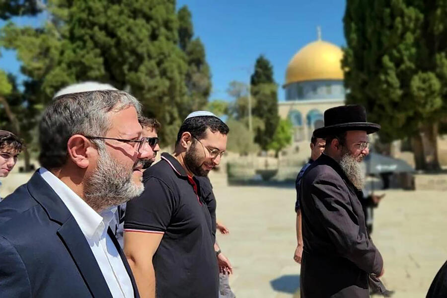 El ministro del régimen israelí Itamar Ben Gvir en una provocativa visita a la mezquita de Al-Aqsa | Agosto 13, 2024 (Foto: redes) 