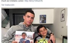 Cristiano con su hijo en la imagen de la campaña