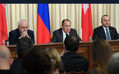 Conferencia de Prensa conjunta (Zarif, Lavrov, Cavusoglu) / Moscú, Diciembre 20,2016. (Imagen AFP / Natalia Kolesnikova)