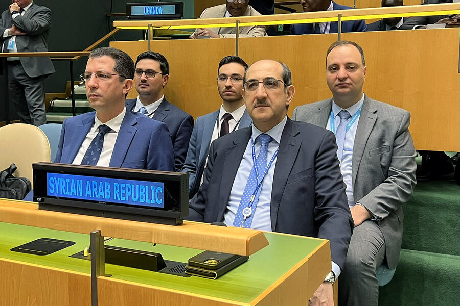 El embajador Bassam Sabbagh, junto a la delegación de la República Árabe Siria en la ONU | Nueva York, Marzo 22, 2023 (Foto: Delegación Siria en ONU)