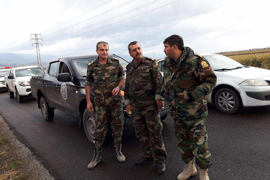 Oficiales del Ejército Árabe Sirio en el sur de Alepo, cerca del cantón de Idleb bajo control de grupos terroristas