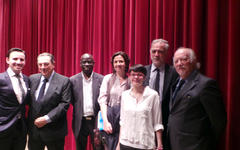 De izq. a der.: Juan Francisco Baroffio, Abel Posse, Negumbi Sukama, Eugenia Contarini, Mariela Laghezza, Luis Moreno Ocampo, Waldo Villalpando. (Foto IC- CUDES)