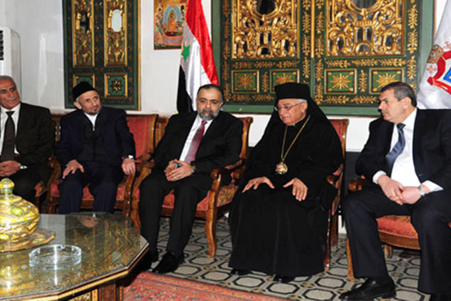 Ministro Al Sayyed junto al Patriarca Youssef Absi de la Iglesia Católica Melquita.