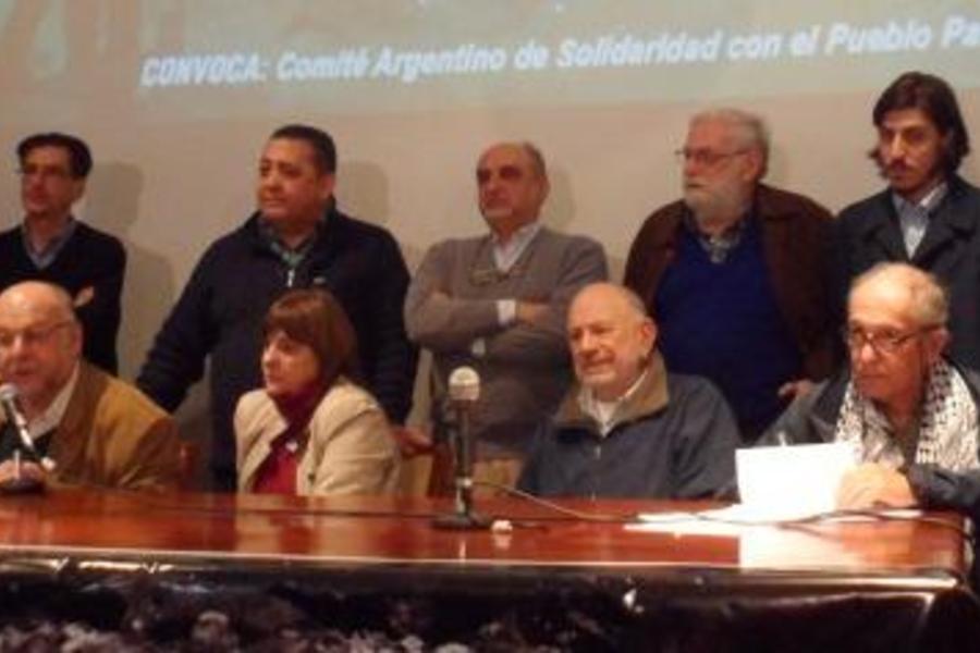 Miembros del Comité Argentino de Solidaridad con el Pueblo Palestino