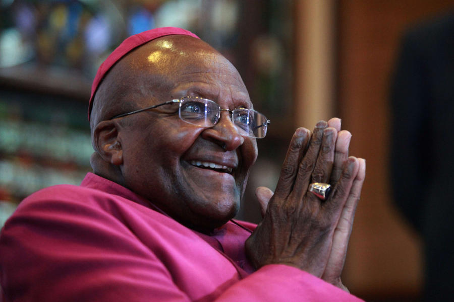 Arzobispo emérito Desmond Tutu (premio Nobel de la Paz)