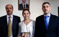 Campeona mundial en el levantamiento de pesas desea visitar a Siria