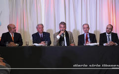 Sres. Embajadores de Líbano y Palestina junto a Daniel Attar, Pablo Tornielli y el Sheij Yad Hattoum.