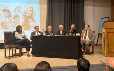 Ricardo Elía presentó en Buenos Aires el libro “El Mundo del Islam” Ricardo Elía presentó en Buenos Aires el libro “El Mundo del Islam”