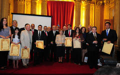 Galardonados 2014 junto al Sr. Embajador de Siria, Hamzeh Dawalibi y autoridades del Club Sirio Libanés de Bs. As.