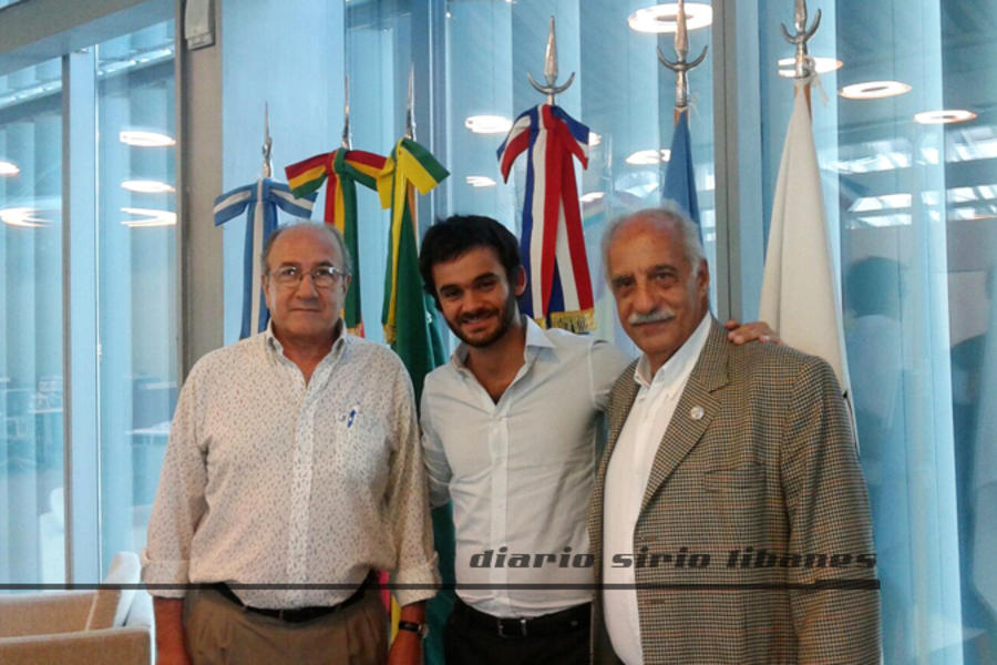 Subsecretario de Relaciones Internacionales del G.C.B.A., Juan Ignacio Maquieira, junto a Adib Attie y Yaoudat Brahim.